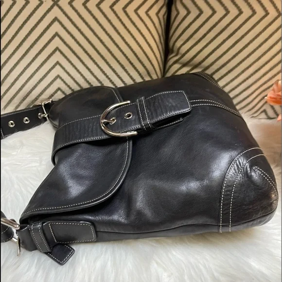 Coach Black Leather Shoulder/ Crossbody Bag - Picture 5 of 16